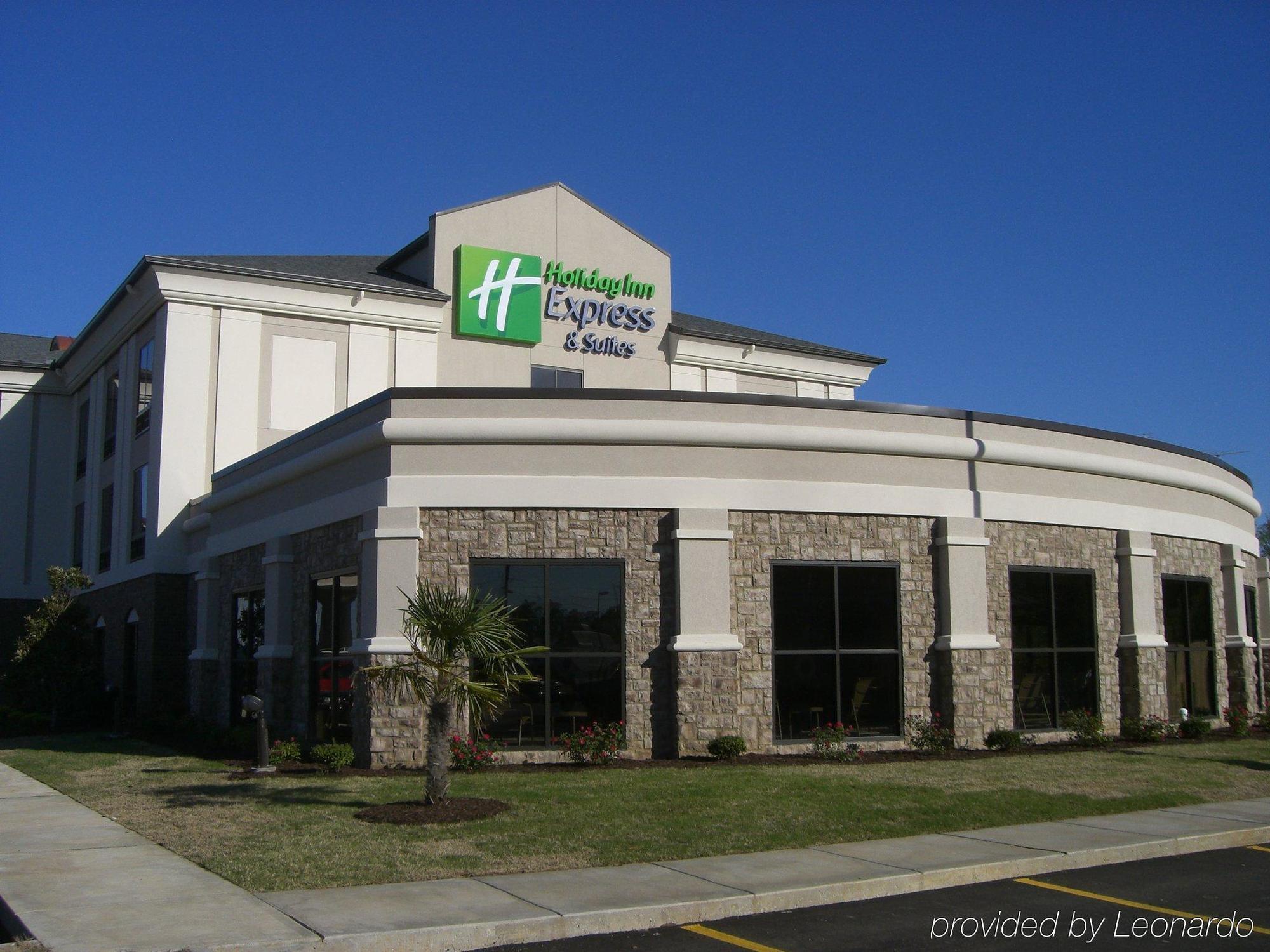Holiday Inn Express & Suites Covington By Ihg Esterno foto