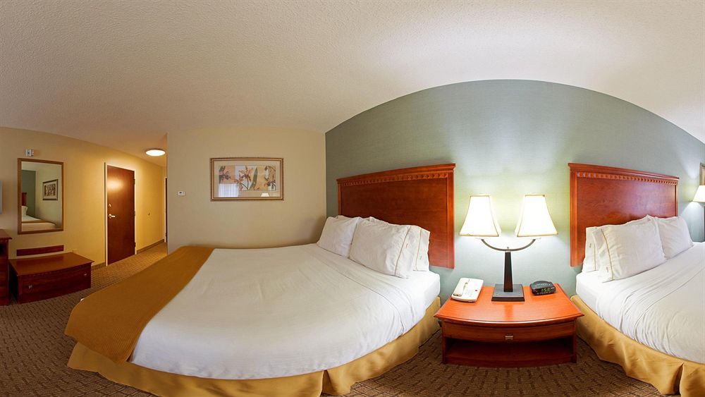 Holiday Inn Express & Suites Covington By Ihg Esterno foto