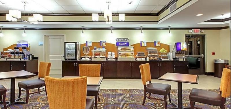 Holiday Inn Express & Suites Covington By Ihg Esterno foto
